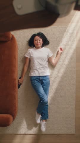 LOOK 01: a white tee and jeans, from the photo
